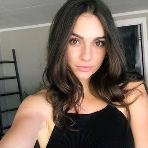 Meet your Posher, Teila